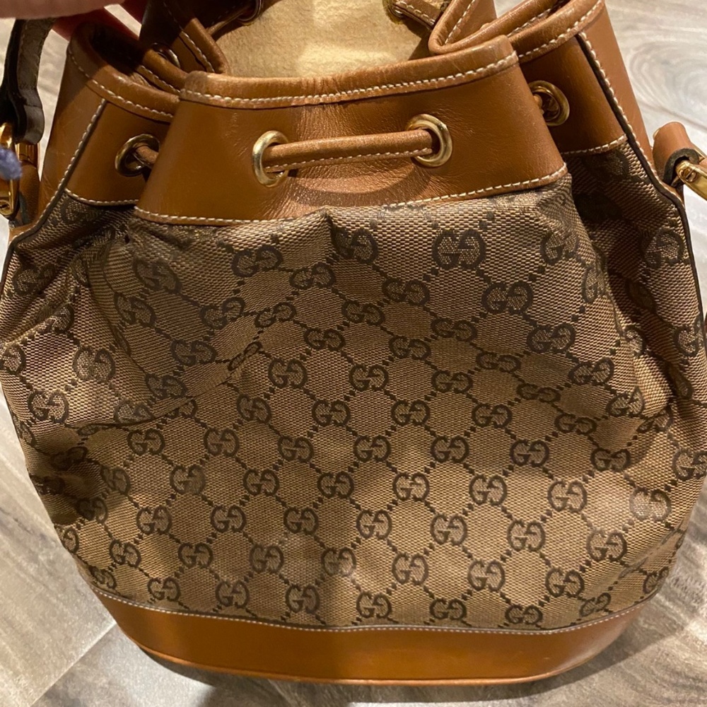 Authentic Gucci Bucket Bag - Picture 6 of 12